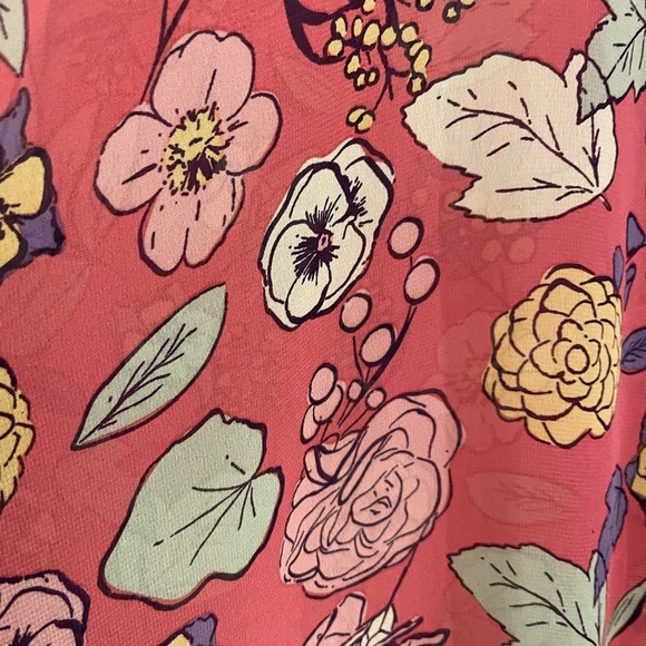 Lularoe Sheer Floral Kimono with waterfall opening Size M - Picture 3 of 5